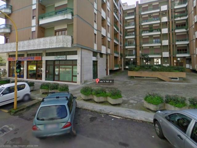Affittasi Locale Commerciale