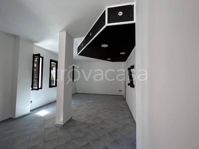 Affittasi loft/open space ad Altavilla Milicia via Loreto