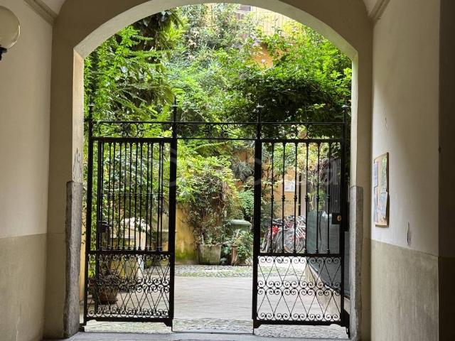 Affittasi monolocale a Milano via Pietro Custodi, 8, Corso San Gottardo