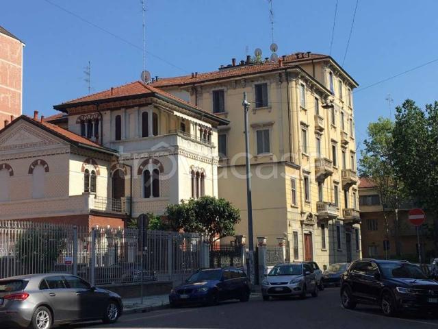 Affittasi monolocale a Milano, Corso San Gottardo