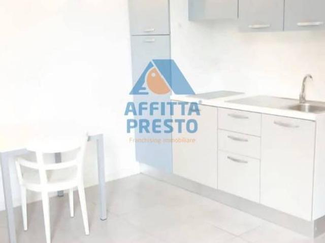 Affittasi monolocale a Capraia e Limite