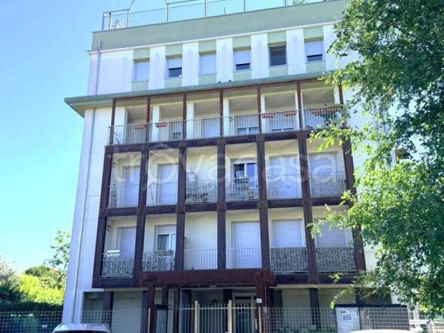 Affittasi monolocale a Legnano via della Pace, 32, Flora