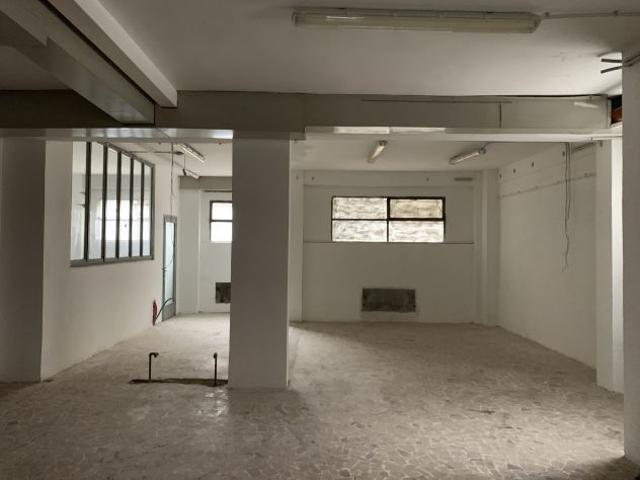 Affittasi magazzino centro Bergamo