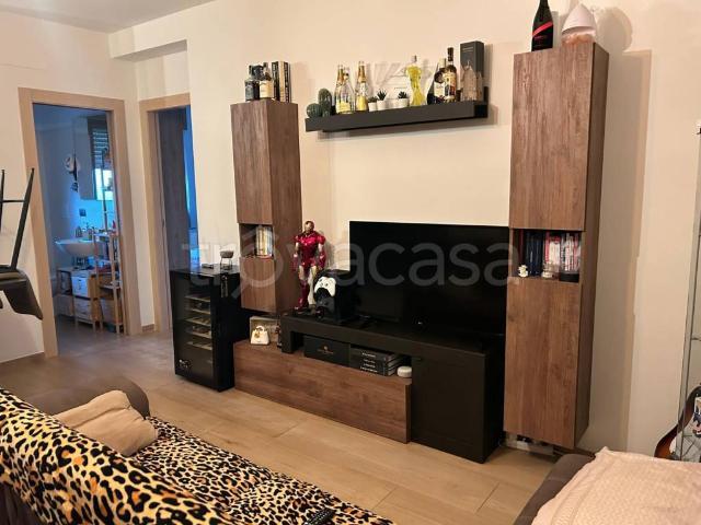 Affittasi stabile/palazzo a Roma via di Quarto Rubbie, 16a, Morena
