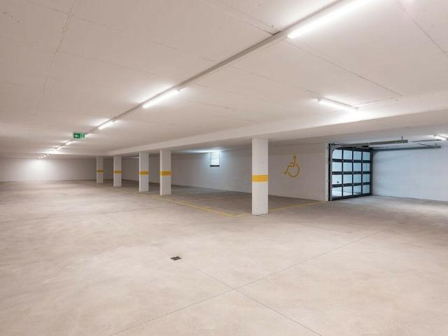 Affittasi parcheggi in autorimessa in zona strategica