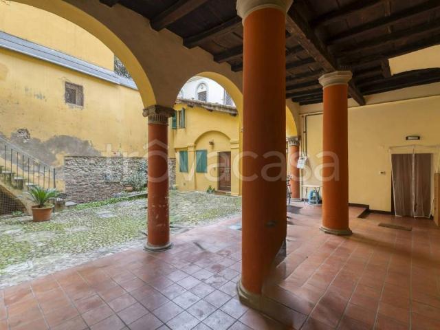 Affittasi quadrilocale a Bologna vicolo Bolognetti, San Vitale