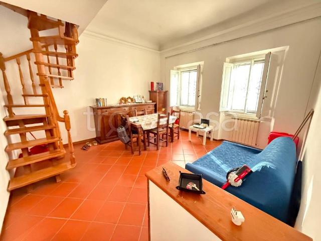 Affittasi quadrilocale a Firenze via Montebello, Borgo Ognissanti Il Prato