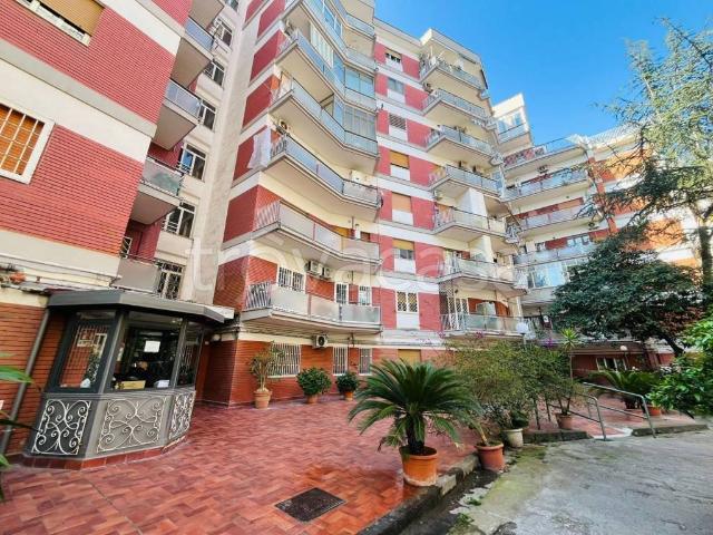 Affittasi quadrilocale a Napoli via Comunale Cintia, Fuorigrotta