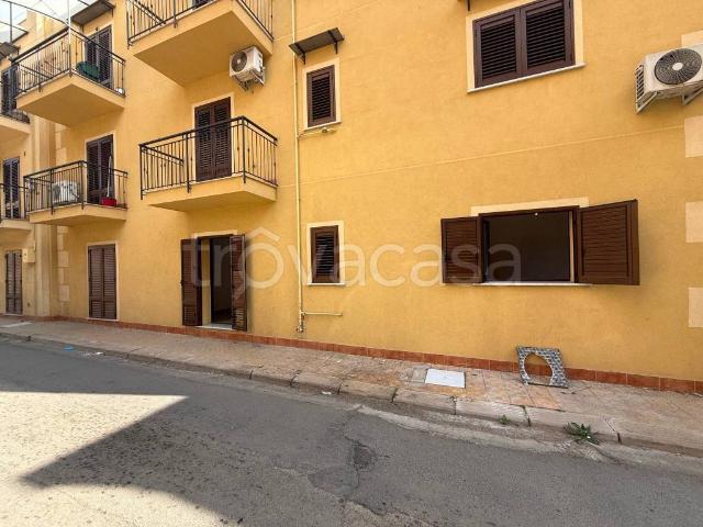 Affittasi quadrilocale a Santa Flavia via Consolare