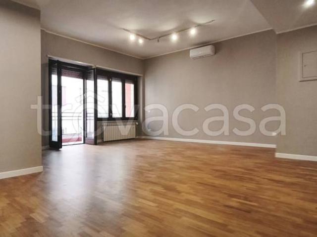 Affittasi quadrilocale a Roma via Ermete Novelli, Parioli