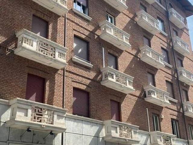 Affittasi quadrilocale a Torino, Crocetta