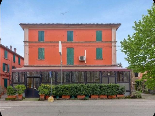 AFFITTASI RISTORANTE