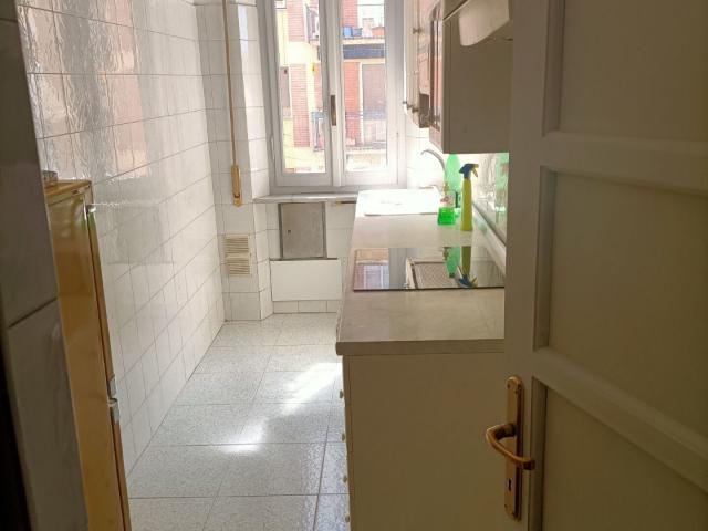 Affittasi tre stanze in quadrilocale zona ospedale LIBERE SUBITO!
