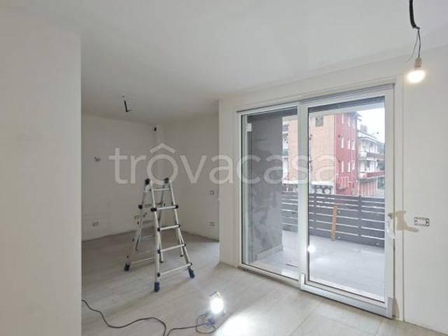 Affittasi trilocale a Carpi, Musicisti