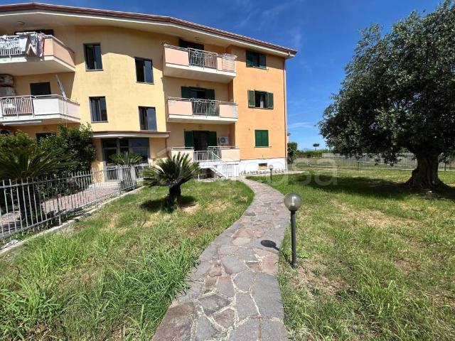 Affittasi trilocale a Castel Volturno