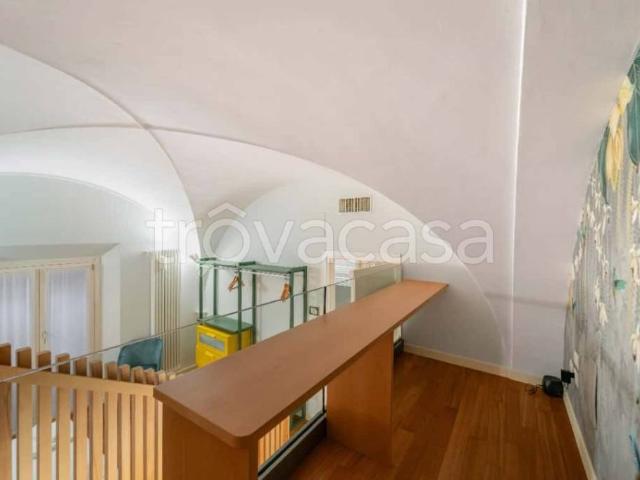Affittasi trilocale a Bologna via Borgonuovo, Centro Storico
