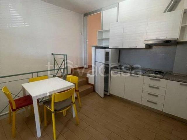 Affittasi trilocale a Bologna via Montenero, Saffi