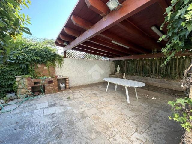 Affittasi trilocale a Bari via Carlo Citelli, 9, Santo Spirito