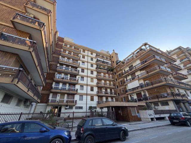 Affittasi trilocale a Foggia via cesare carelli 28, Centro città