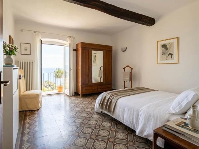 Affittasi trilocale a Lerici, La Serra