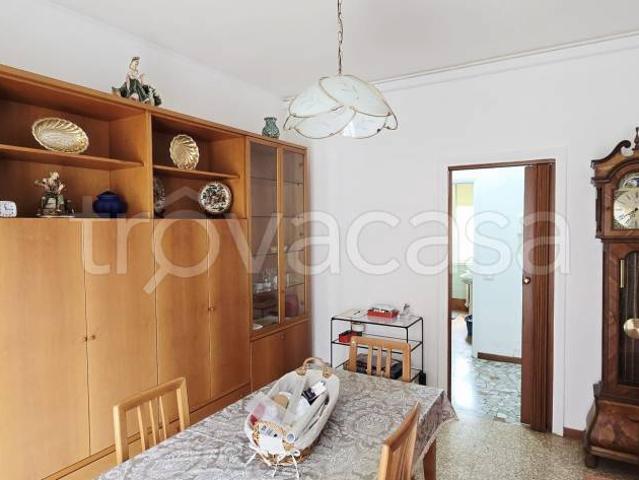 Affittasi trilocale a Milano via Marco d'Agrate, 6, Corvetto