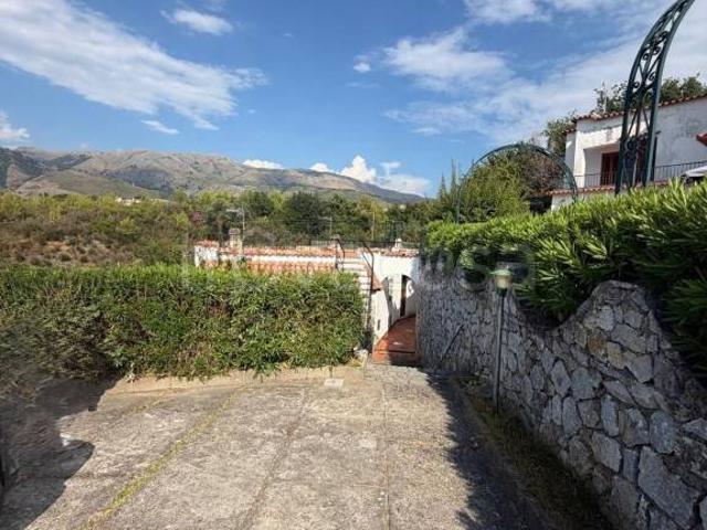Affittasi trilocale a San Nicola Arcella via Sandro Pertini