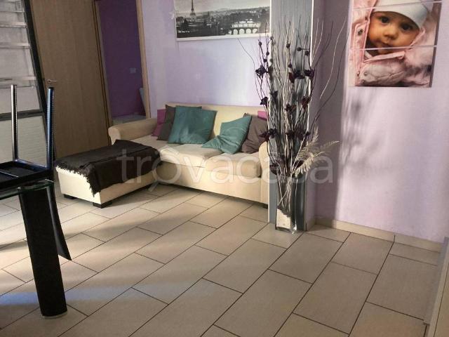 Affittasi trilocale a Parma via Genova, San Leonardo