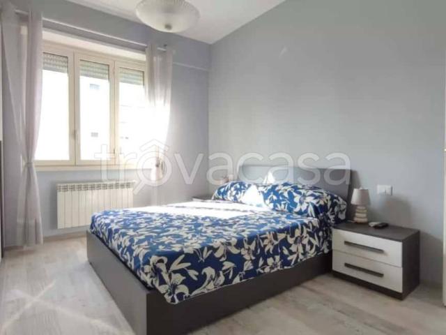 Affittasi trilocale a Roma via delle Tartane, Ostia Levante