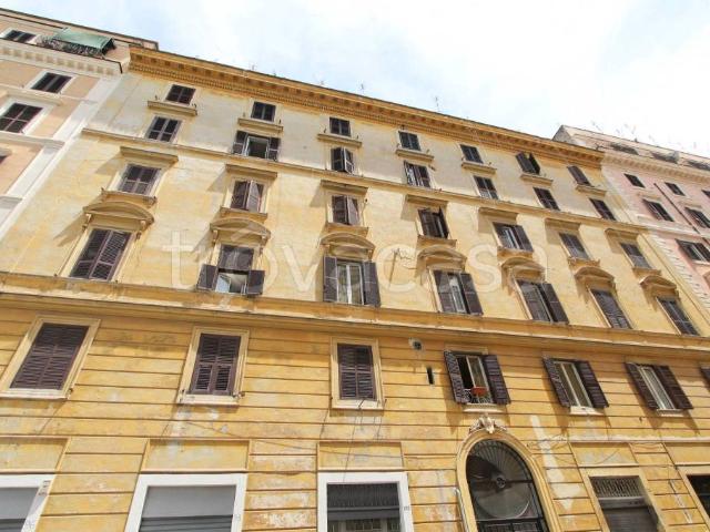 Affittasi trilocale a Roma via Emanuele Filiberto, Esquilino