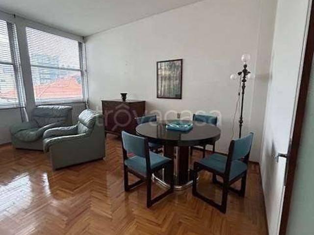 Affittasi trilocale a Varese via cavour, Centro città