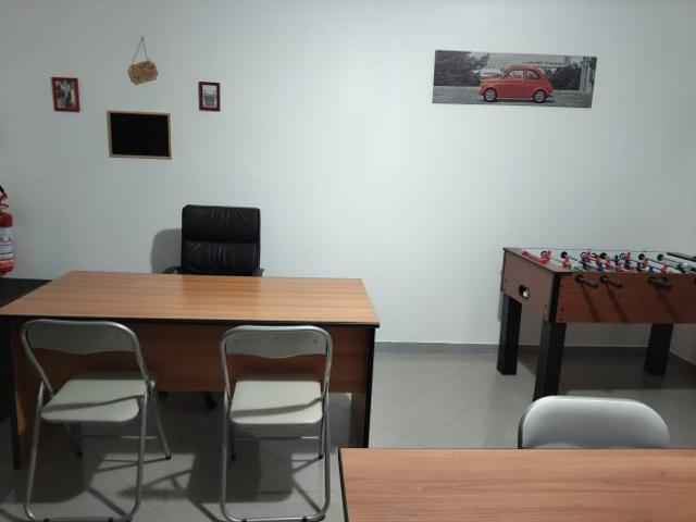 affittasi ufficio ammobiliato