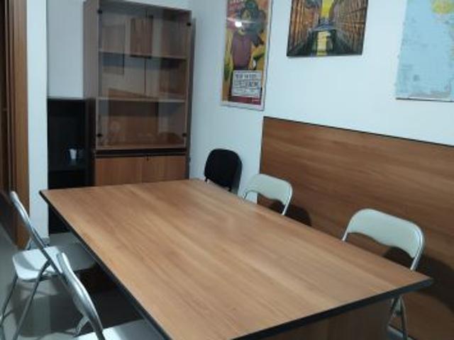 Affittasi UFFICIO INDIPENDENTE: Bollette e Spese incluse nel prezzo