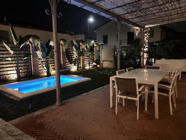 Affittasi villa a Forte dei Marmi