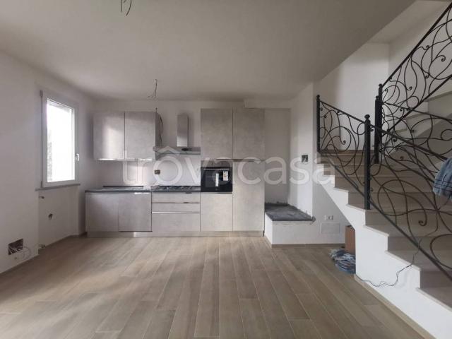 Affittasi villa a schiera ad Aulla via Amola, Albiano Magra