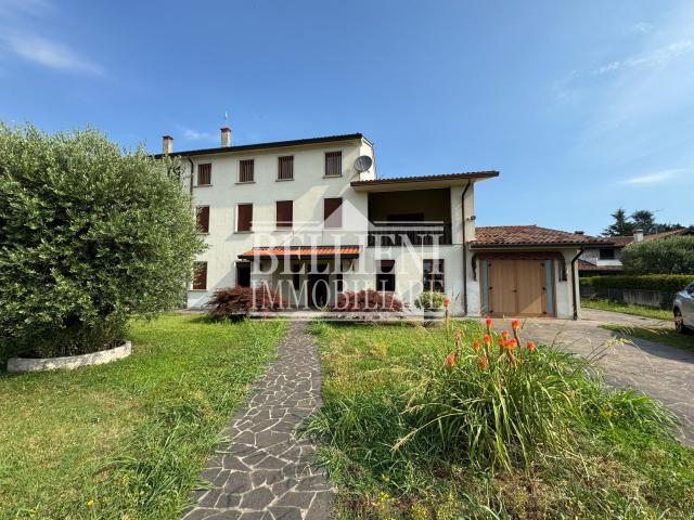 AFFITTASSI GRANDE BIFAMILIARE CON GIARDINO PRIVATO A POZZOLEONE