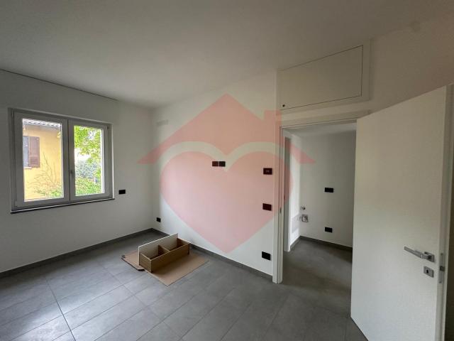 Affittiamo Bilocale vuoto a Cassina de Pecchi