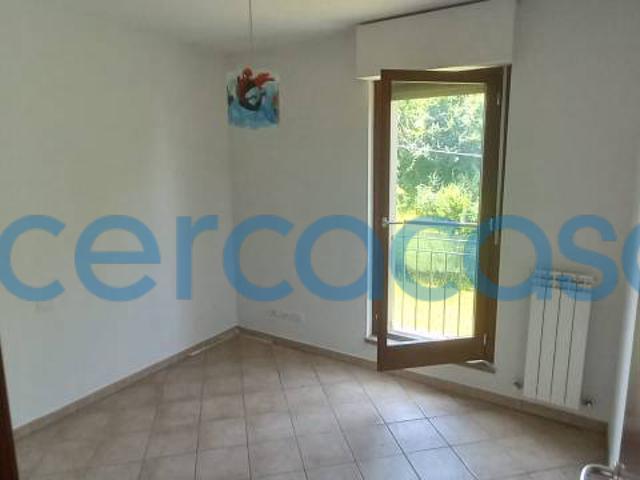AFFITTO MONTEVARCHI 4 VANI 2 BAGNI NON ARREDATO