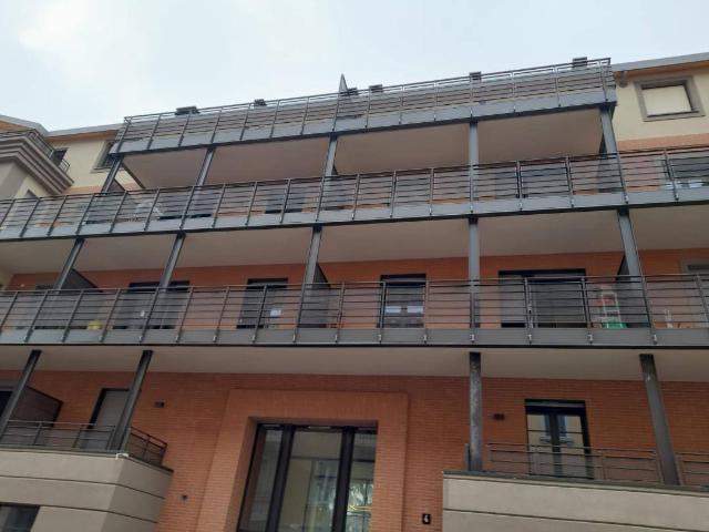 Affitto Nuova costruzione, in zona ROMOLO, MILANO