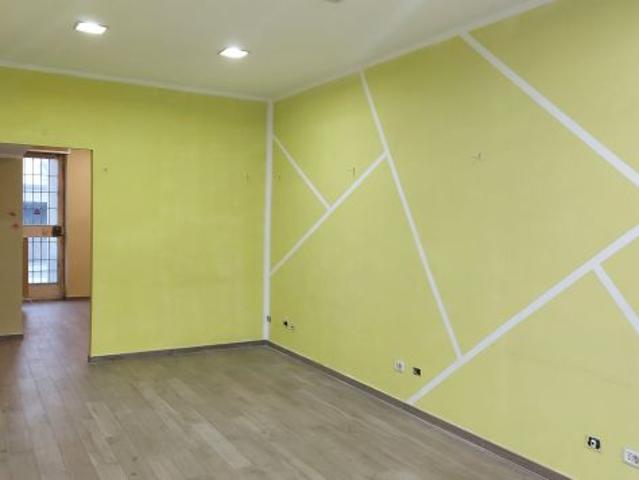AFFITTO NEGOZIO ZONA CENTRO GRUGLIASCO