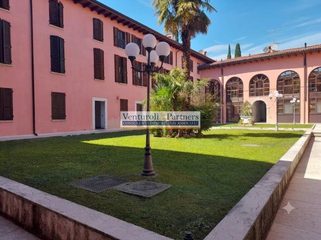 Affitto Appartamento Bilocale nel Cuore di Padenghe sul Garda