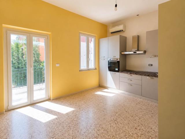 Affitto Appartamento, in zona MAZZINI, FIRENZE