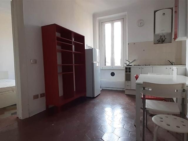 Affitto Appartamento, in zona MONTENERO, MILANO