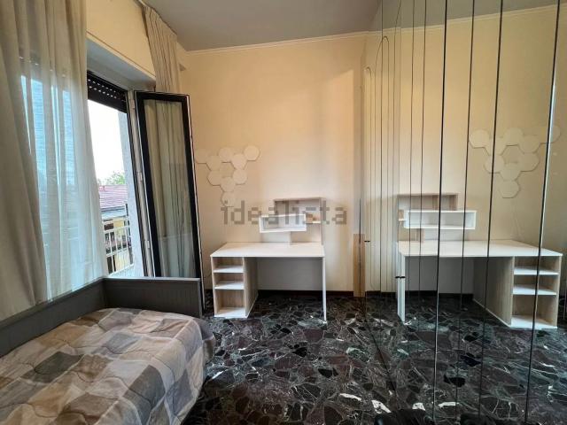 Affitto Appartamento, in zona MONTENERO, MILANO
