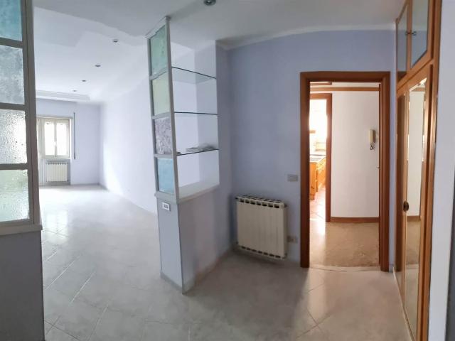 Affitto Appartamento, in zona NUOVO SALARIO, ROMA