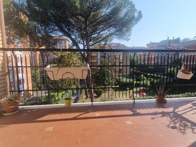 Affitto Appartamento, in zona NUOVO SALARIO, ROMA