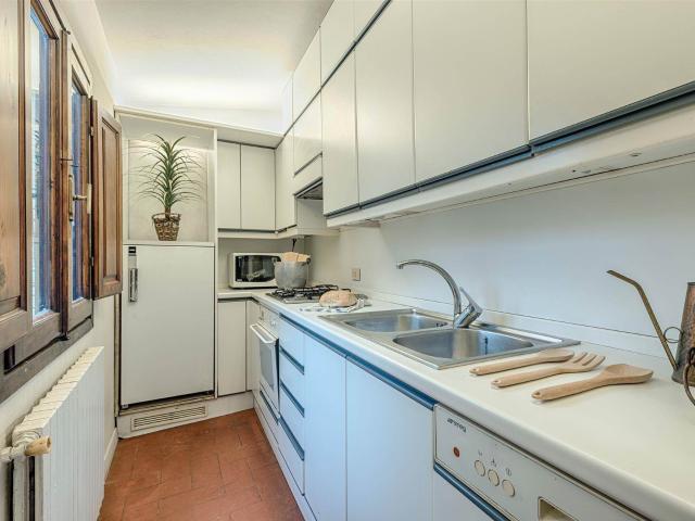 Affitto Appartamento, in zona OLTRARNO, FIRENZE