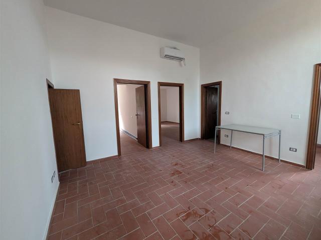 Affitto Appartamento, in zona OLTRARNO, FIRENZE