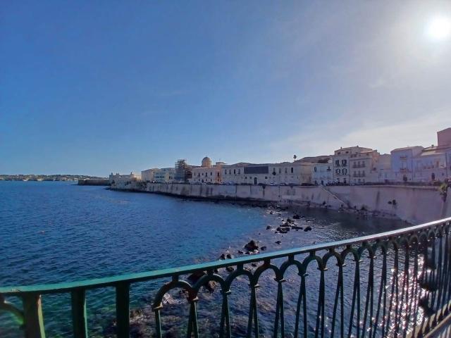 Affitto Appartamento, in zona ORTIGIA, SIRACUSA