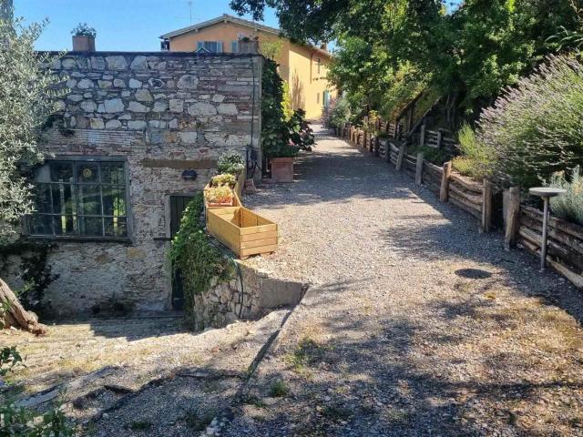 Affitto Appartamento, in zona OSTERIA NUOVA, BAGNO A RIPOLI