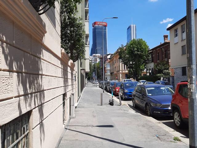 Affitto Appartamento, in zona AMENDOLA, MILANO